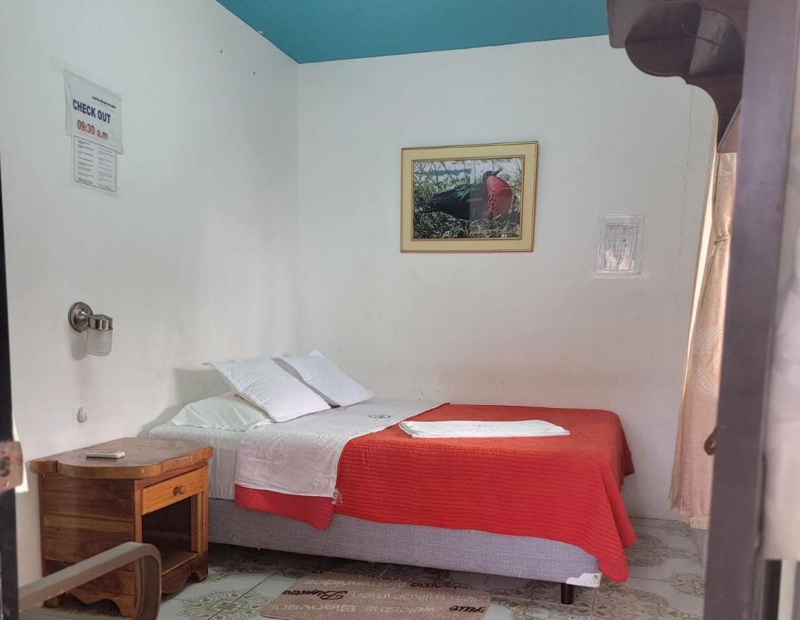 פורטו וילאמיל Hostal Brisas Del Mar מראה חיצוני תמונה