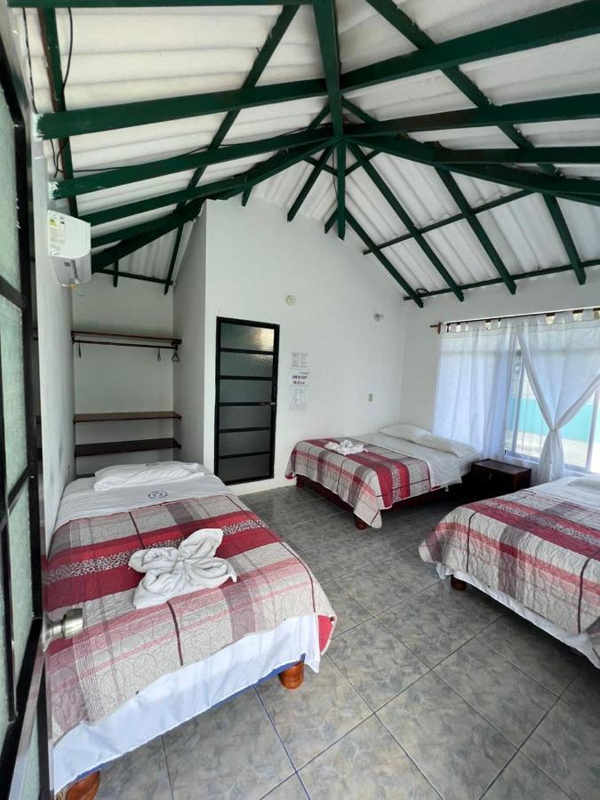 פורטו וילאמיל Hostal Brisas Del Mar מראה חיצוני תמונה